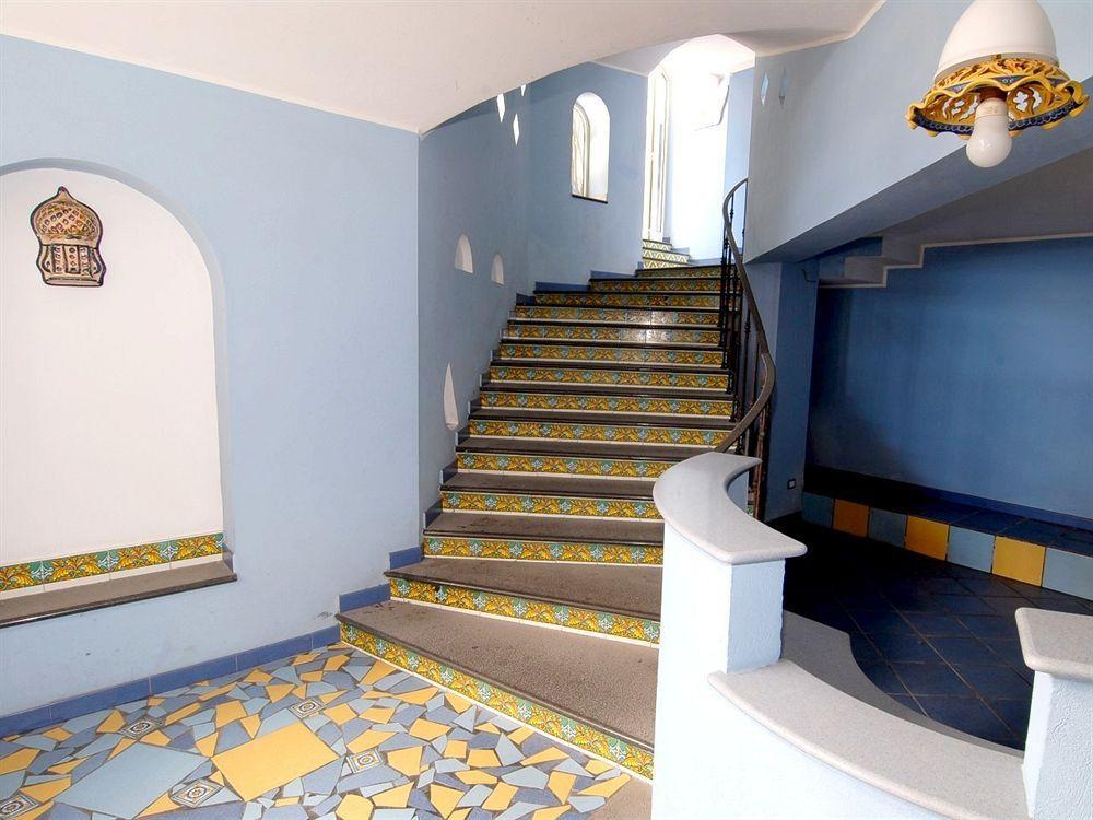 Oasi Azzurra Aparthotel Messina Exterior photo