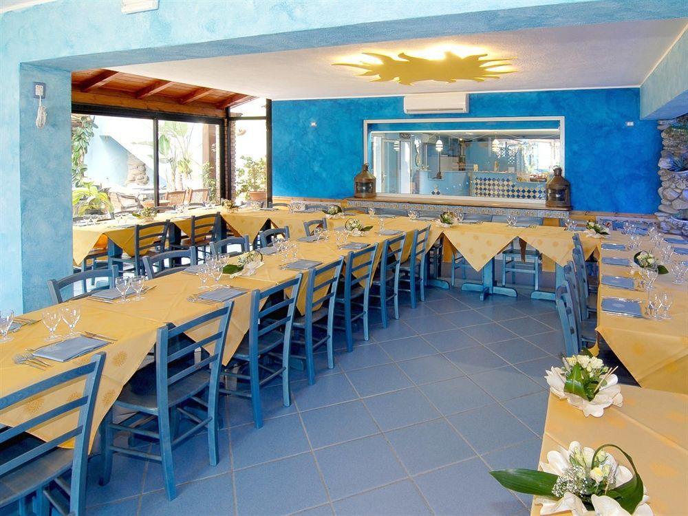 Oasi Azzurra Aparthotel Messina Exterior photo