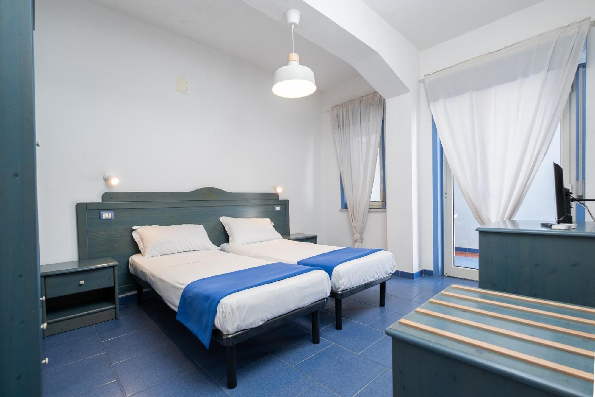 Oasi Azzurra Aparthotel Messina Exterior photo